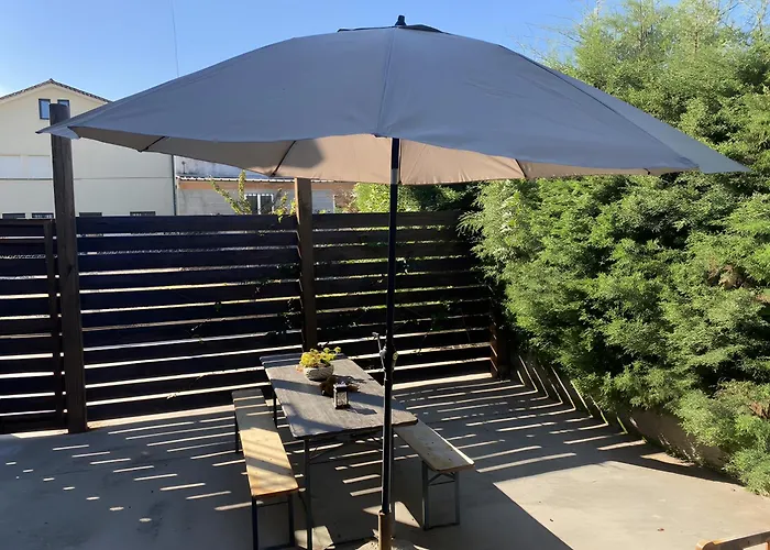 D Duarte * Gouveia (Guarda)